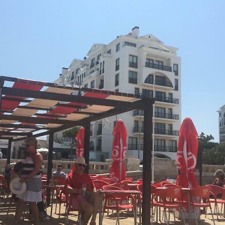 Beachfront 3Bdr Apt On Marginal Boulevard São Martinho do Porto Exterior photo